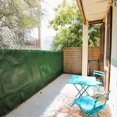 2 Bedroom With 75m Terrace 5 Min From The Beach On Foot Vallauris